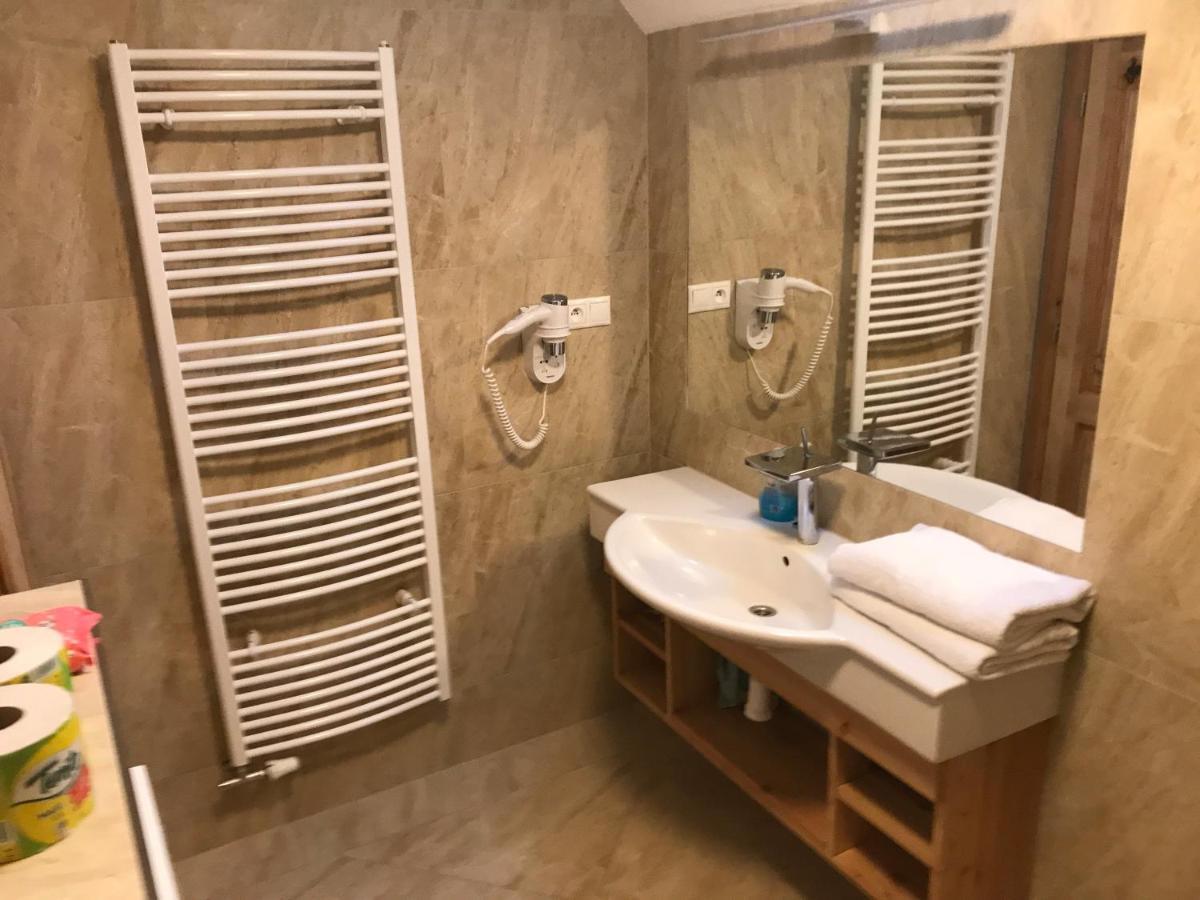 Apartman Pod Lomnickym Stitom - 105M2 Tatranská Lomnica Eksteriør bilde